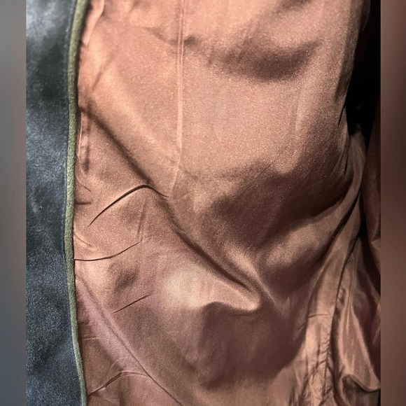 ❌SOLD ❌
Zara Men’s Quilted Transitional Leather Jacket in Navy Blue - Picture 9 of 10